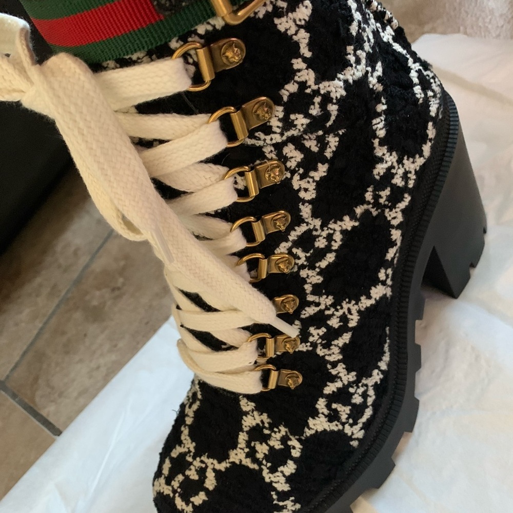 Gucci Tweed - trip 70